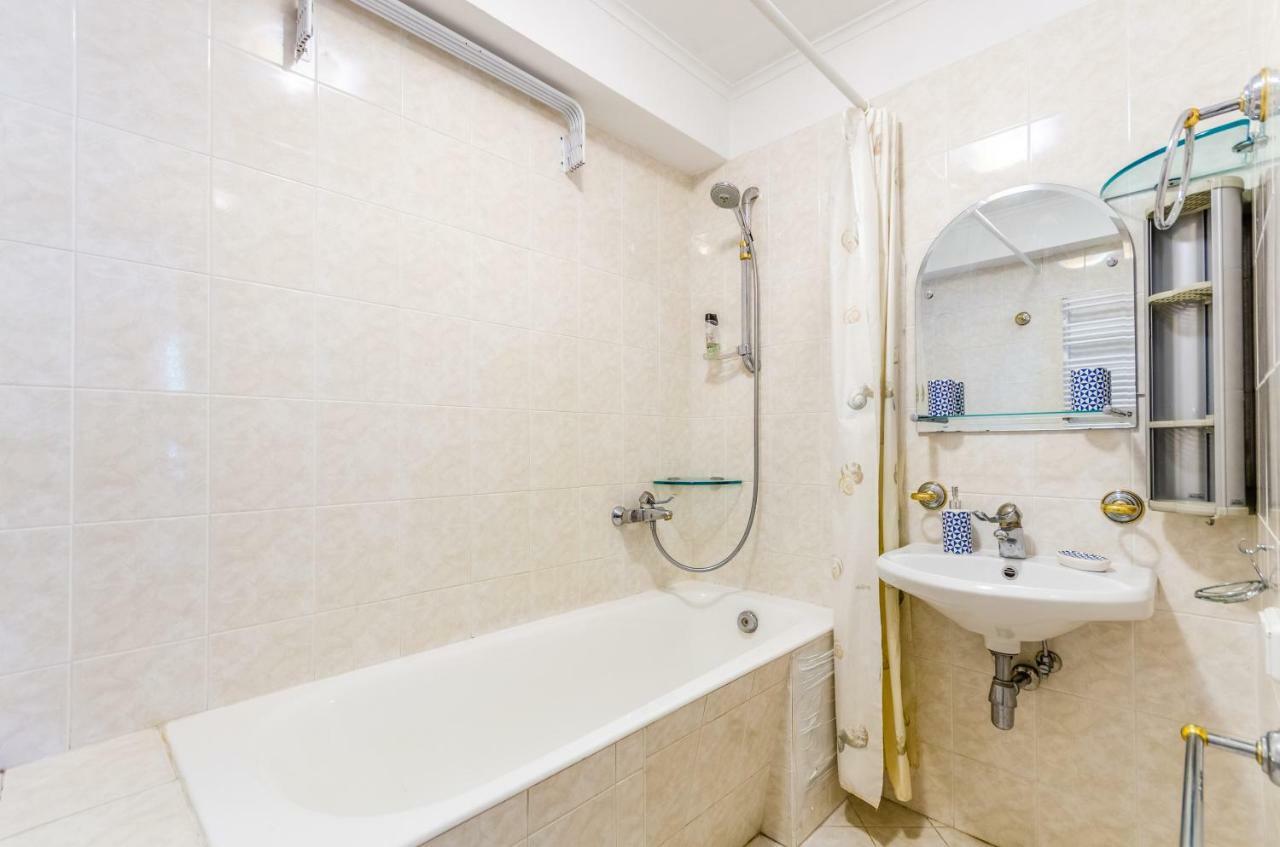 קייב Sun City Hostel 3 מראה חיצוני תמונה
